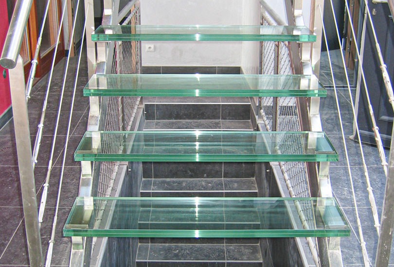 Escalier en verre feuilleté ARIZIO MIROIR DECO